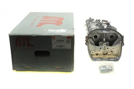 Cylinder Head. Головка блока циліндрів AMC 910702