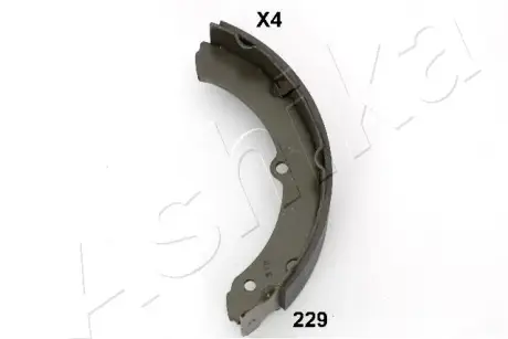 Комплект тормозных колодок ASHIKA 5502229