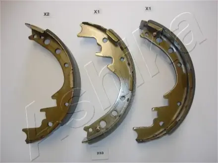 Комплект тормозных колодок ASHIKA 5502233