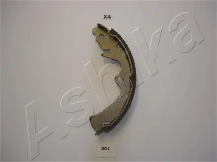 Комплект тормозных колодок ASHIKA 5503301
