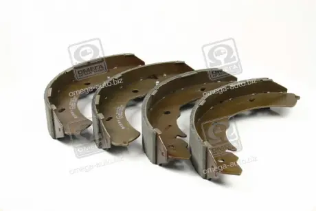 Комплект тормозных колодок ASHIKA 5505510