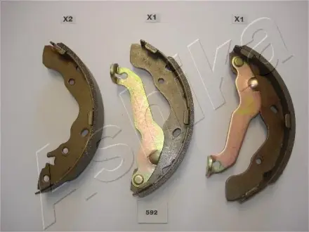 Комплект тормозных колодок ASHIKA 5505592