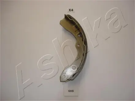Комплект тормозных колодок ASHIKA 5506605