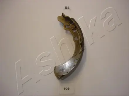 Комплект тормозных колодок ASHIKA 5506606