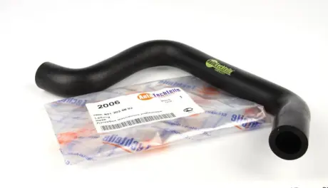 Патрубок масляного радиатора AUTOTECHTEILE 1002006