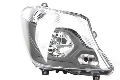 Фара передня права AUTOTECHTEILE 100 8407