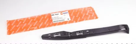 Направляющая переднего бампера правая AUTOTECHTEILE 3807027