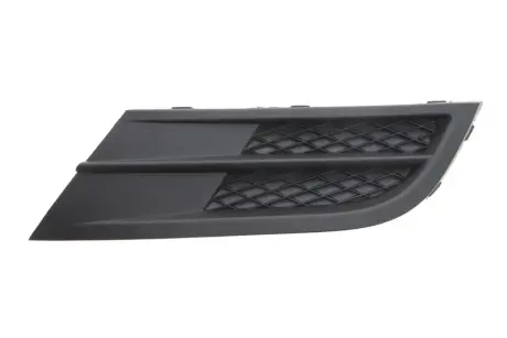 Решітка бампера VW Jetta 15-18 (R) AUTOTECHTEILE 385 3040