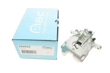 Супорт гальмівний (задній) (R) VW T4/Sharan/Ford Galaxy I 90- (d=38mm) (диск 13.5mm) (Lucas) AXIA 392825