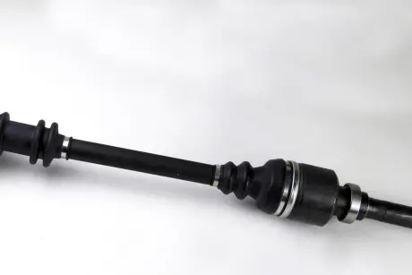 Полуось переднего моста BGA DS6710RA