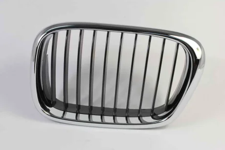Решітка радіатора Лів передн (решітка радіатора, хром) BMW 5 (E39) 2.0-4.9 01.96-05.04 BLIC 65020700659911P