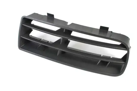Решітка бампера передн Прав (чорний) VW GOLF IV 08.97-06.06 BLIC 6502079523998P