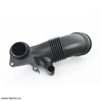 Патрубок L S63 BMW 13717848382