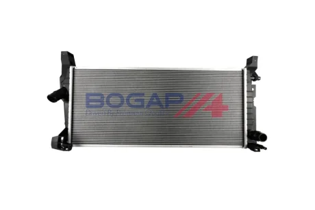 Радіатор охолодження двигуна BOGAP B4210140
