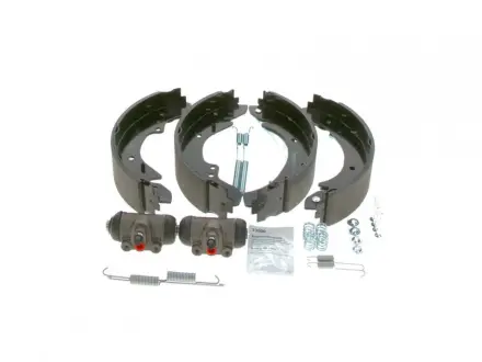 Колодки гальмівні, комплект BOSCH 0204113527