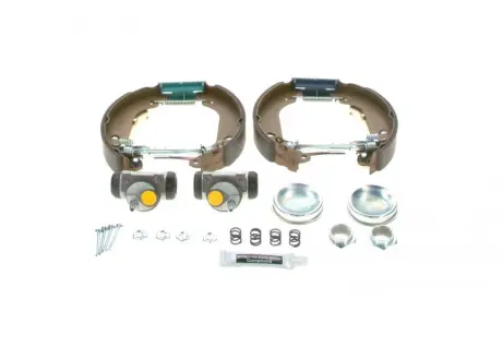 Колодки гальмівні, комплект BOSCH 0204114039