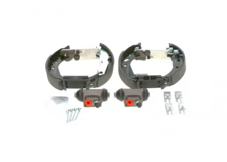 Колодки тормозные, комплект BOSCH 0204114600