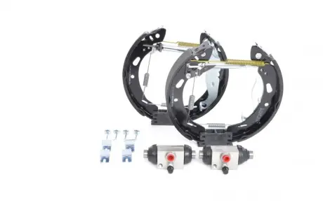 Колодки тормозные, комплект BOSCH 0204114666