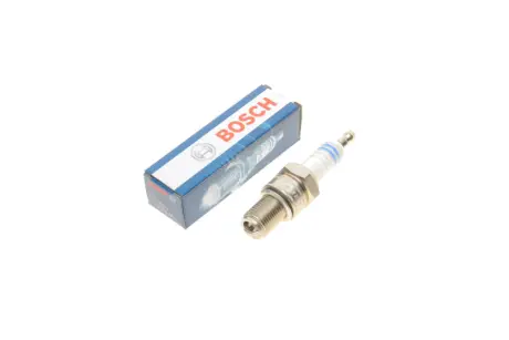 Свічка запалювання Lada Kalina 04-13/Toyota Crolla 83-88 BOSCH 0 241 229 579