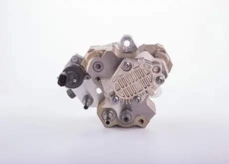 ПНВТ відновлена Bosch 2.5DCI 16V. 2.2DCI 16V Renault Trafic 00-14. Renault Master II 97-10 BOSCH 0445010033