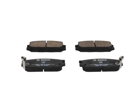 Комплект тормозных колодок, дисковый тормоз BOSCH 0986AB9226