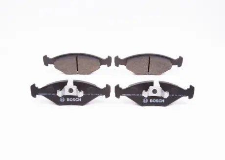 Комплект тормозных колодок, дисковый тормоз BOSCH 0986BB0791