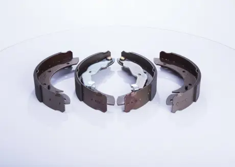 Комплект тормозных колодок BOSCH 0986BB3537