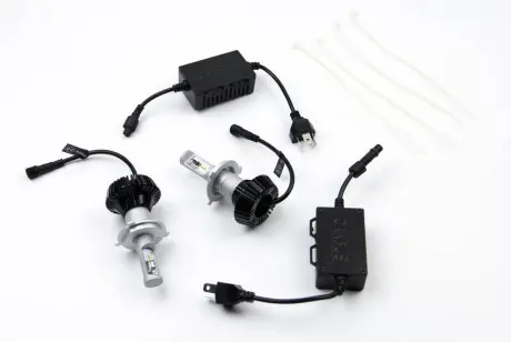 Автолампа H4 LED 12/24V 4000LM P43T CANBUS (2 шт) Bosma 6070