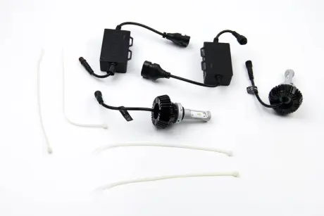Автолампа HB4 LED 12/24V 9006 4000 Lm WHITE 6000K CANBUS (2 шт) Bosma 6445