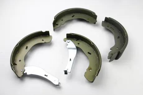 комплект тормозных колодок BSG BSG30205005