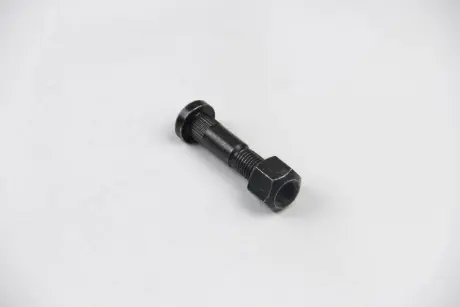 Шпилька колеса Transit T12 зад (з гайкою) BSG BSG30230010