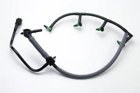 Шланг обратки Transit V347 2.2 TDCi 06- BSG BSG30725088