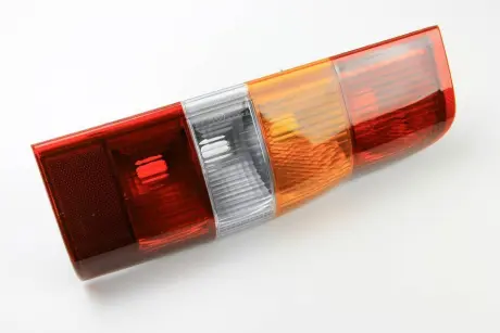 Ліхтар задній Ford Transit 00-06 (R) (P21/5W/P21W) BSG BSG 30-805-005