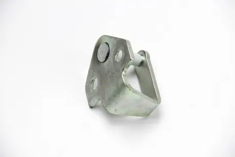 Скоба замка дверей (бічних) Ford Transit 00-06 BSG BSG 30-975-074