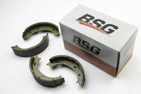 Колодки ручного гальма Sprinter 208-316/LT 35 96-06 BSG BSG60205002
