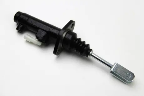 Циліндр зчеплення головний MB 207-410 (19.05mm) BSG BSG60425010