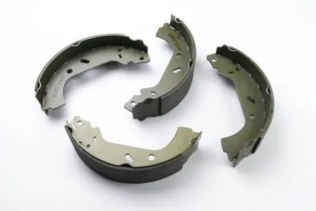 Комплект тормозных колодок BSG BSG70205004