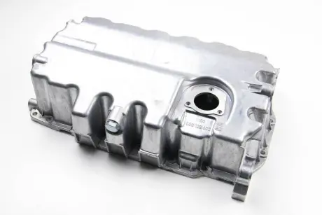 Масляний піддон Caddy 1.6/1.9/2.0 TDI 10- BSG BSG90160005