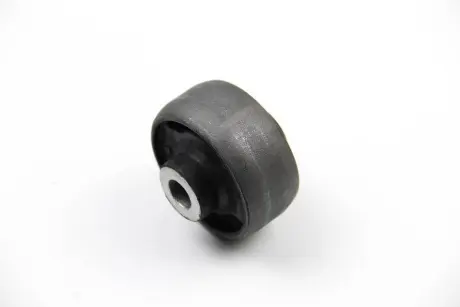 Сайлентблок переднього важеля (задній) Caddy/Jetta 10-/Octavia 04- BSG BSG90700135