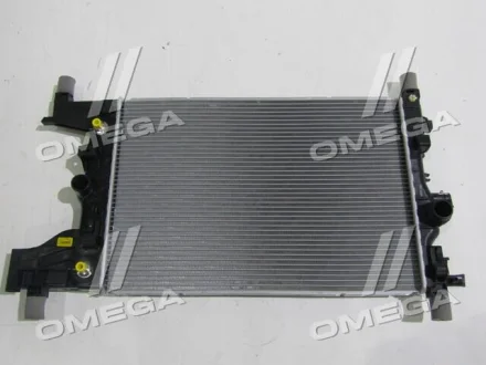 Радіатор охолоджування двигуна сruze (вир-во GM) DAEWOO/CHEVROLET/DOOSAN 13267652