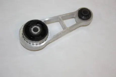 Опора двигуна Renault Clio II 1.9D 09.98-05.05 DELLO 130074810