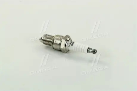 Свічка запалювання DENSO W20EPRU4