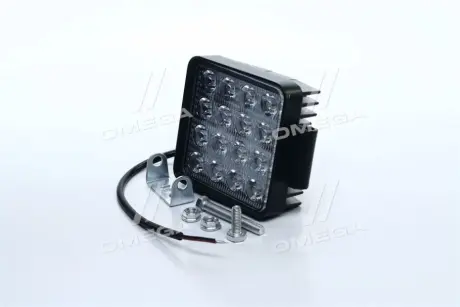 Фара LED прямоугольная 48W, 16 ламп, 110*110мм, узкий луч <ДК> DK DK B2-48W-A SL