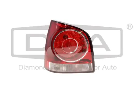 Ліхтар лівий VW Polo (01-09) (без плати та ламп) DPA 89451699402