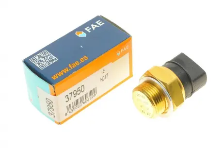 Radiator fan temperature switch. Датчик температуры вентилятора охлаждающей жидкости FAE 37950