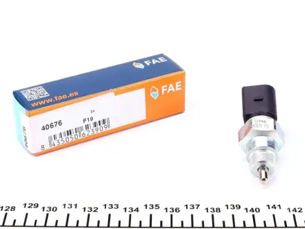 Reverse light switch. Выключатель фонаря заднего хода FAE 40676