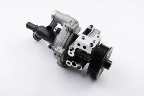 Помпа води FORD 7C168A558AA