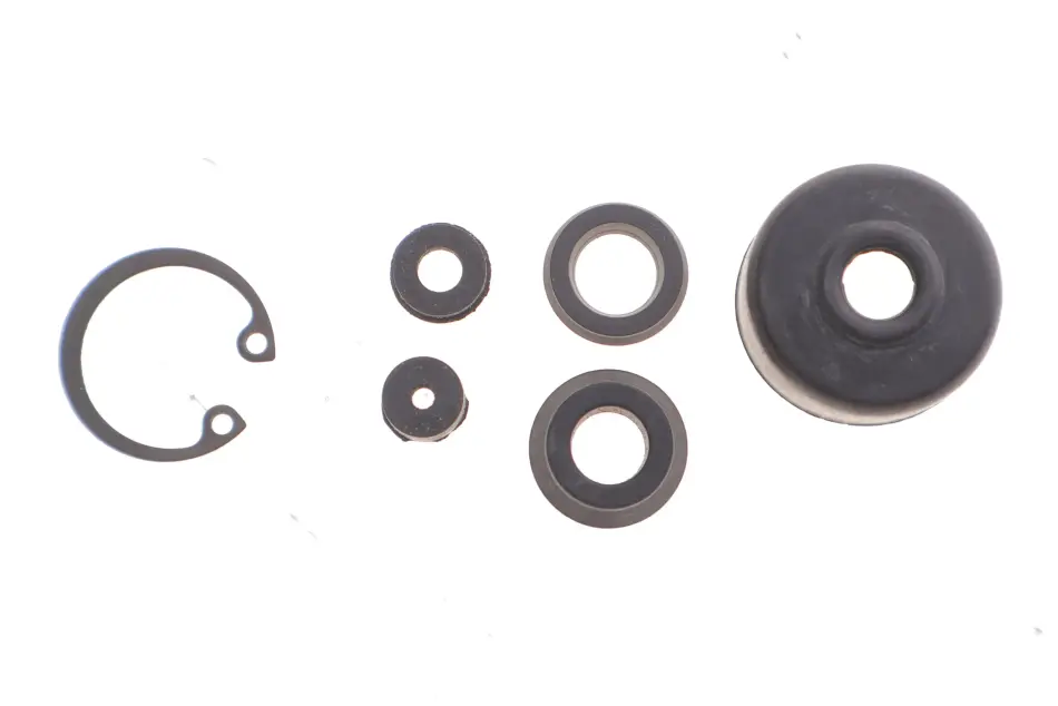 Ремкомплект циліндра зчеплення (головного) Toyota Corolla 1.3-1.8/1.8D 83-89/Land Cruiser 2.4TD 85-90 (15.8mm) FRENKIT 415014 (фото 1)
