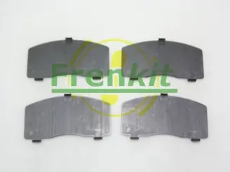 Комплект протискрипних пластин (передніх) Toyota Camry/Carina/Celica/Corolla 77-95 FRENKIT 940019