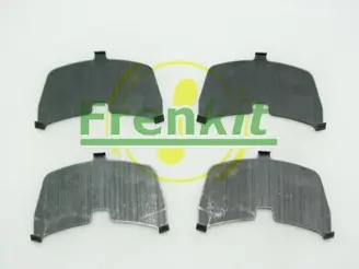 Комплект протискрипних пластин (передніх) Mitsubishi Lancer III-IV 95-13/Colt III 02-12 FRENKIT 940099